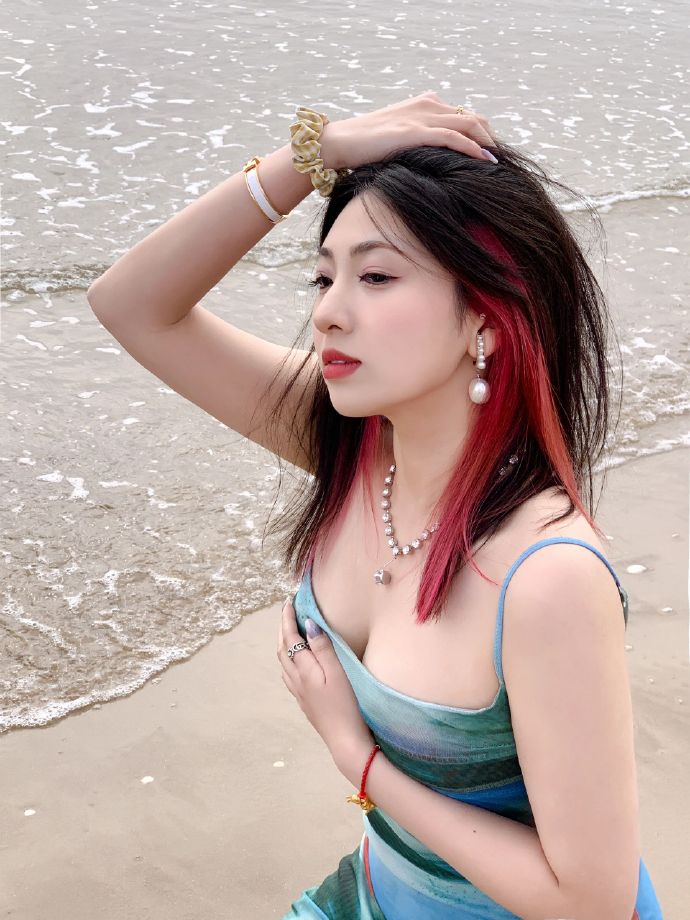 抓娃娃 封面